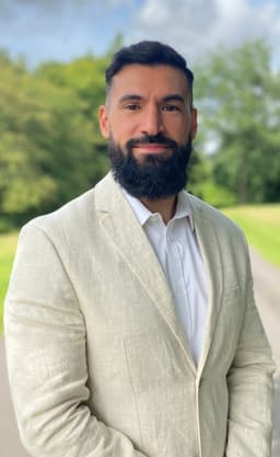 Mustafa — Founder of MarketPal Pro